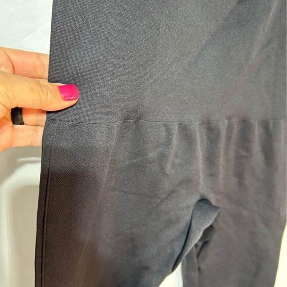 Woman’s maternity shapewear. Size XL. Black leggings. Exceptional quality. - Picture 5 of 10